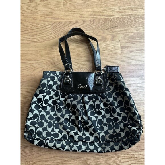 Coach Ashley Signature Black‎ Leather Sateen Lined Shoulder Bag Purse F15510 - Picture 1 of 13